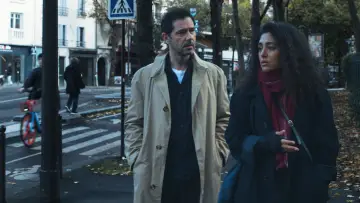 Backdrop to the movie "Un peu avant minuit" #1143787
