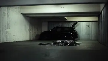 Backdrop to the movie "L