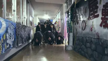 Backdrop to the movie "New Group" #784070