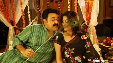 Backdrop to the movie "Shikkar" #1162175