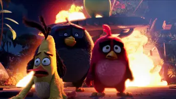 Backdrop to the movie "The Angry Birds Movie" #637473