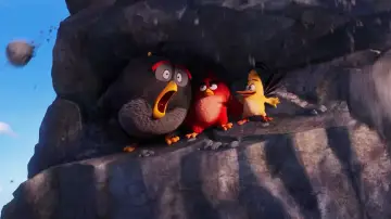 Backdrop to the movie "The Angry Birds Movie" #928770