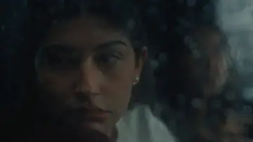 Backdrop to the movie "Don
