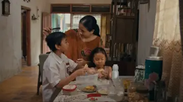 Backdrop to the movie "Jangan Buang Ibu" #838277