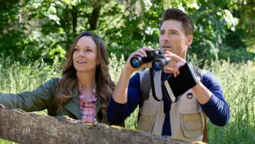 Backdrop to the movie "Adventures in Love & Birding" #937546