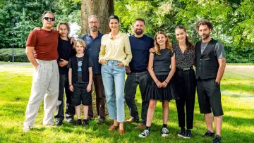 Backdrop to the movie "Louma - Familie ist kein Kinderspiel" #770234