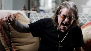 Backdrop to the movie "Sharon & Ozzy Osbourne: Coming Home" #1649657