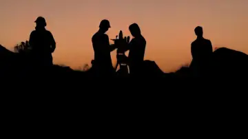 Backdrop to the movie "Lake Mungo Revisited" #869084