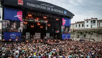 Backdrop to the movie "Hoshi aux Francofolies de La Rochelle" #1298467