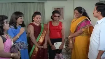 Porantha Veeda Puguntha Veeda poster
