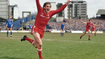 Backdrop to the movie "Kenny Dalglish" #810511