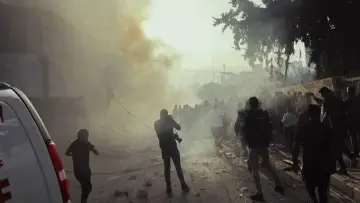Backdrop to the movie "Inside Gaza" #1190720