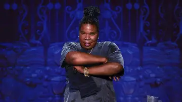 Backdrop to the movie "Leslie Jones: Life Part 2" #1571832