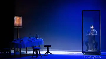 Backdrop to the movie "Le Discours" #1567994