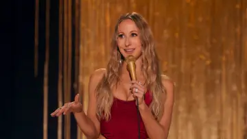 Backdrop to the movie "Nikki Glaser: Good Girl" #818496