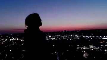 Backdrop to the movie "NEXT UP" #1187959