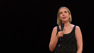 Backdrop to the movie "Katherine Ryan: First Born Daughter" #1527858