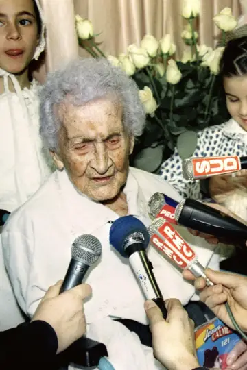 Poster to the movie "The Oldest Person in the World" #544049
