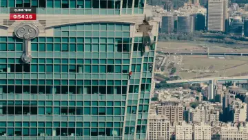 Backdrop to the movie "Skyscraper Live" #518886