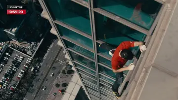 Backdrop to the movie "Skyscraper Live" #518908
