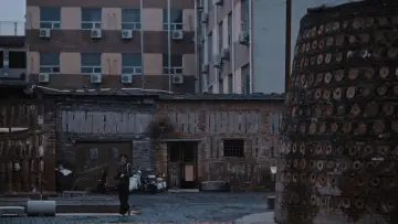 Backdrop to the movie "Ni
