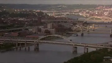 Backdrop to the movie "Roommates" #731219