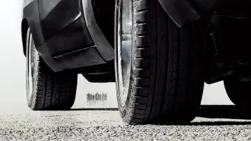 Backdrop to the movie "Furious 7" #581907