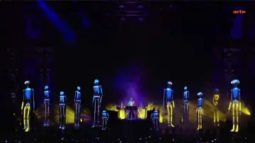 Backdrop to the movie "Jean-Michel Jarre Live in Sevilla" #932295