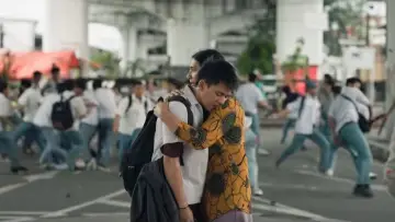 Backdrop to the movie "Ayah, Ini Arahnya Ke Mana, Ya?" #796700