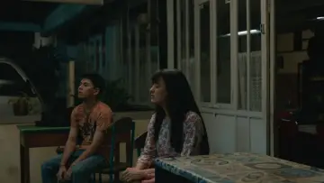 Backdrop to the movie "Ayah, Ini Arahnya Ke Mana, Ya?" #796706