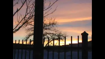 Backdrop to the movie "2025-12-14 (izzy film)" #572345