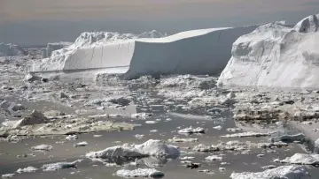 Backdrop to the movie "Greenland: The Icy Eldorado" #612496