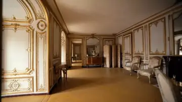 Backdrop to the movie "Les trésors des favorites des rois de France" #1139824
