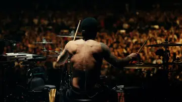 Backdrop to the movie "Twenty One Pilots: More Than We Ever Imagined" #767527