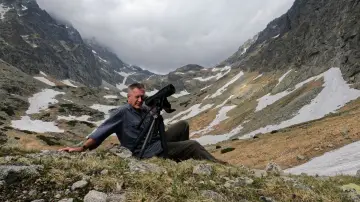 Backdrop to the movie "Wild Slovakia with Nigel Marven 2" #563927