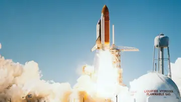 Backdrop to the movie "Space Shuttle Challenger Days that Shocked the World" #545240