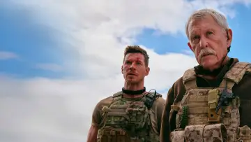 Backdrop to the movie "Sniper: No Nation" #783734