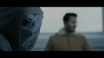 Backdrop to the movie "Alien Student" #858950