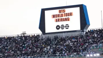 Backdrop to the movie "BTS World Tour 