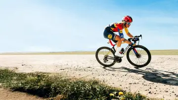 Backdrop to the movie "The Cycle: Becoming a Pro Rider" #780903