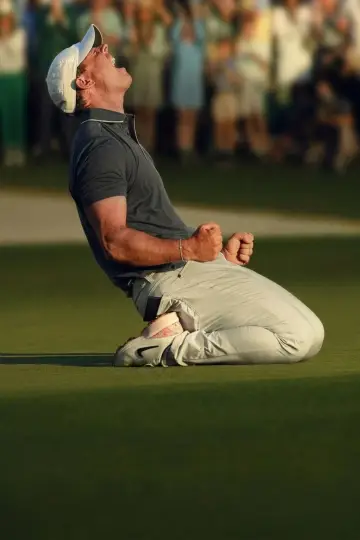 Poster to the movie "Rory McIlroy: The Masters Wait" #921157