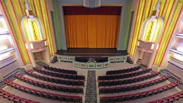 Backdrop to the movie "Fargo Theatre: The First 100 Years" #777104