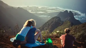 Backdrop to the movie "Everytime" #975959