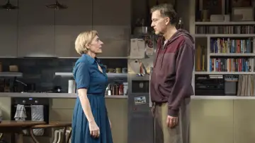 Backdrop to the movie "National Theatre at Home: End" #774409