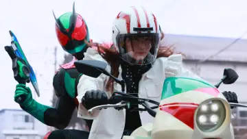 Backdrop to the movie "Eiga Kamen Raidā Zettsu Sayonara no Misshon" #952839