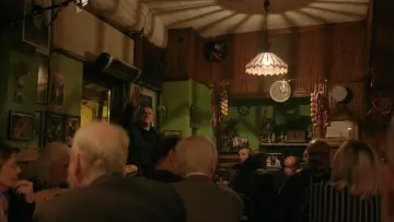 Backdrop to the movie "Domna and it