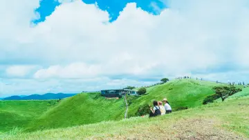 Backdrop to the movie "Chaser Game W: A Match Made in Heaven" #819975