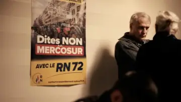 Backdrop to the movie "RN 72, à la conquête de l