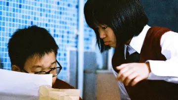 Backdrop to the movie "Love letter from a Classmate" #968639