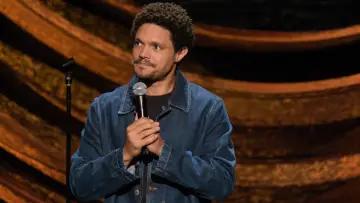 Backdrop to the movie "Trevor Noah: Joy in the Trenches" #850816